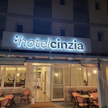 Hotel Cinzia Caorle Luaran gambar